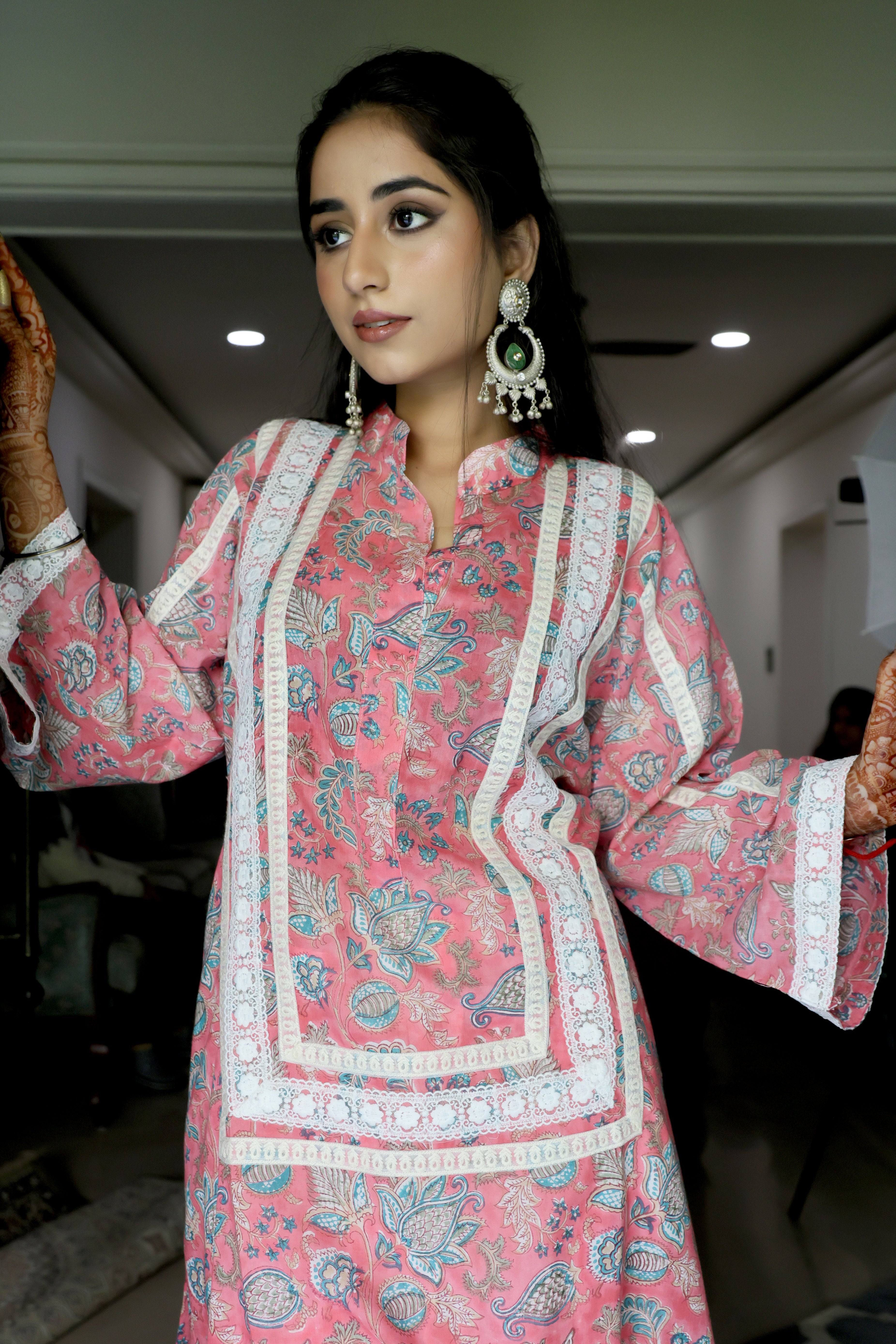 Pink Jaipuri Block Print Cotton Kurta with Elegant Lacework